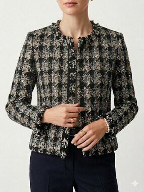 Carlisle Houndstooth Tweed Boucle Lady Jacket Size 8 Black White Chanel-esque